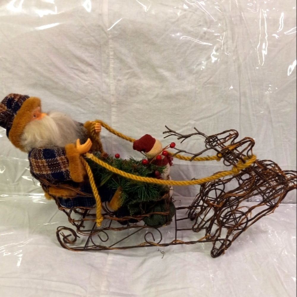 Vintage DanDee Santa Claus, w/Wire Sleigh, & 2 Reindeers Brown Plaid Santa suit